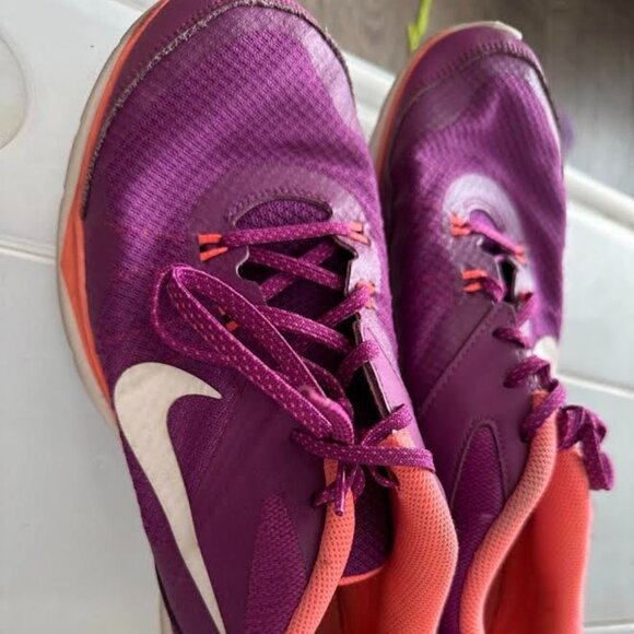 Nike Flex TR 5 Running Shoes (724858-500) Women’s Size 11 - Picture 2 of 5